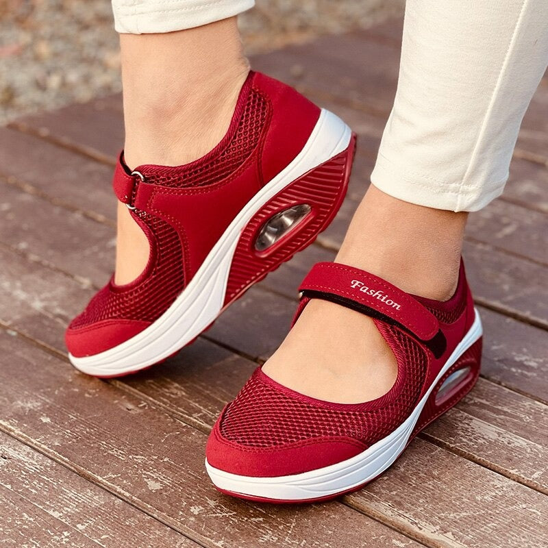 Comfortable and non-slip shoes for women