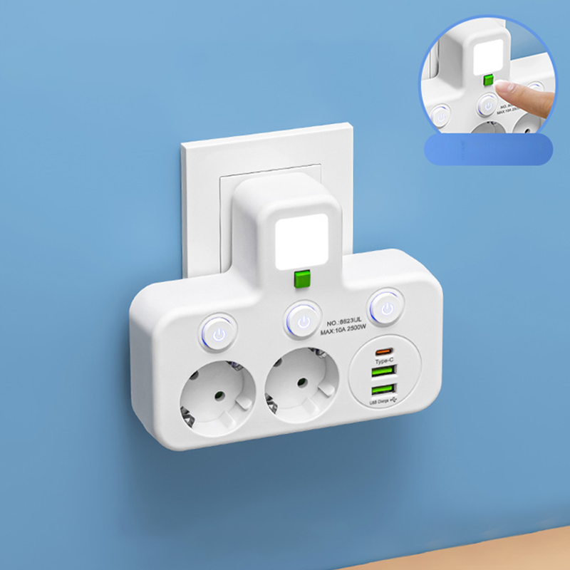 EU-4 Socket, Multi-Port Wall Socket with Independent Switch and Small Night Light Adapter
